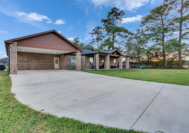 3rd image of 24 County Road 2293, Cleveland, TX 77327 | MLS# 65099960