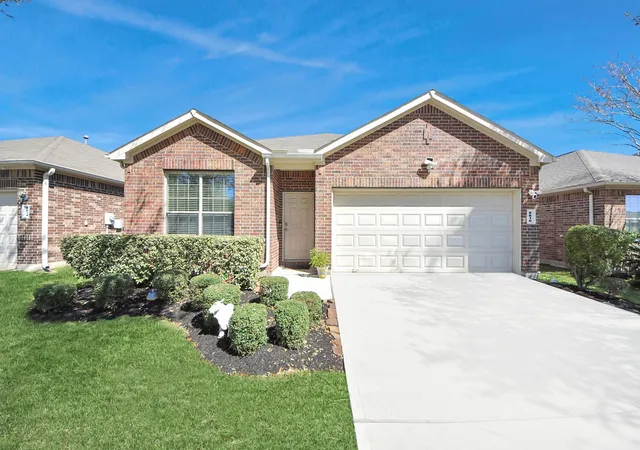 Photo 3 of Sale Pending at 5810 Camelia Evergreen Ln, Richmond, TX 77407 | MLS# 74325231 | Listing updated on 2026-09-14