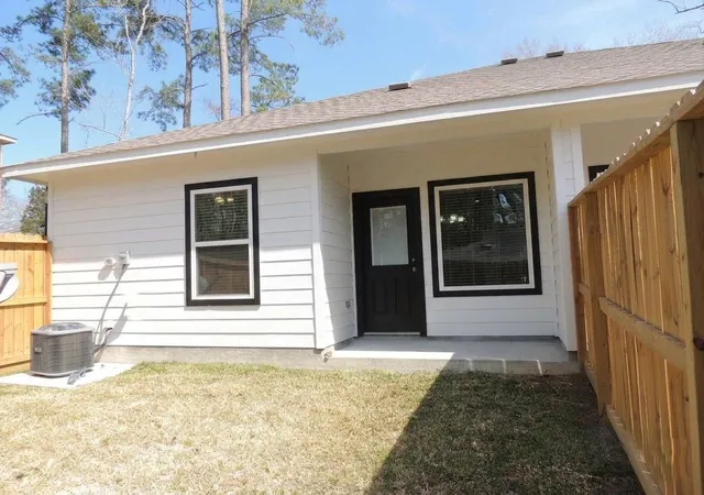 13th image of 103 Summer Pl, Huntsville, TX 77340 | MLS# 34085080