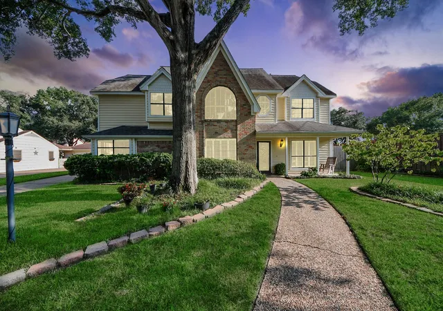Photo 1 of Sale Pending at 18315 Shireoak Dr, Houston, TX 77084 | MLS# 21138862 | Listing updated on 2026-08-17