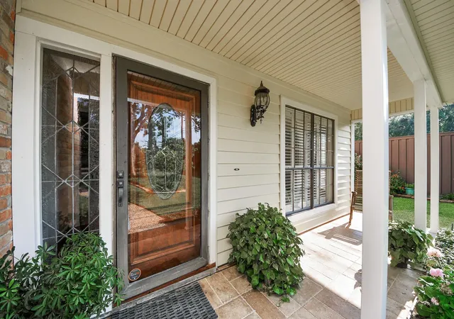 Photo 3 of Sale Pending at 18315 Shireoak Dr, Houston, TX 77084 | MLS# 21138862 | Listing updated on 2026-08-17