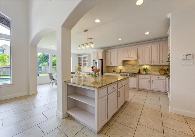 Photo 4 of Single family home for sale at 25914 Kyler Cvs Ln, Katy, TX 77494 | MLS# 87996595 | Listing updated on 2026-09-16