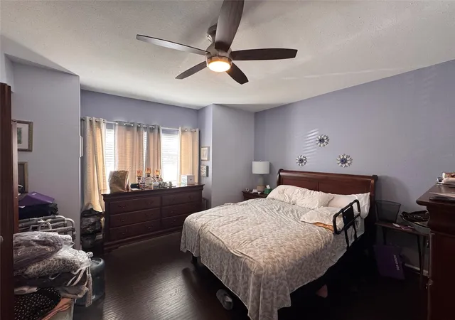 5th image of 3100 Walnut Bend Ln #201, Houston, TX 77042 | MLS# 68559055