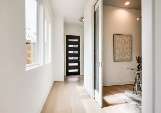 5th image of 902 E 25Th St, Houston, TX 77009 | MLS# 32496070