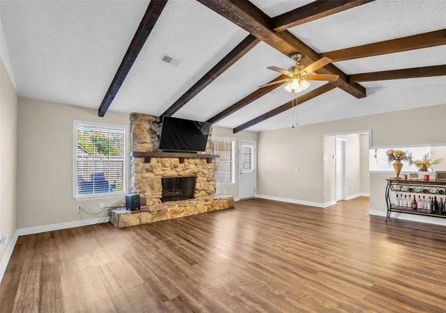 Photo 3 of Single family home for sale at 4801 Summer Ln, Baytown, TX 77521 | MLS# 71072057 | Listing updated on 2026-05-17