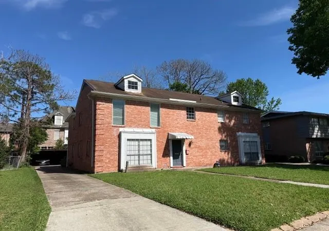 Photo 1 of Multi family home for sale at 8715 Ilona Ln, Houston, TX 77025 | MLS# 3519748 | Listing updated on 2026-09-11