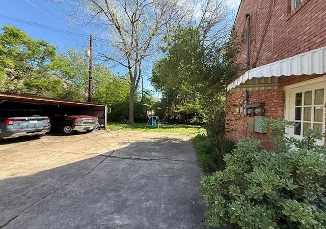 Photo 3 of Multi family home for sale at 8715 Ilona Ln, Houston, TX 77025 | MLS# 3519748 | Listing updated on 2026-09-11