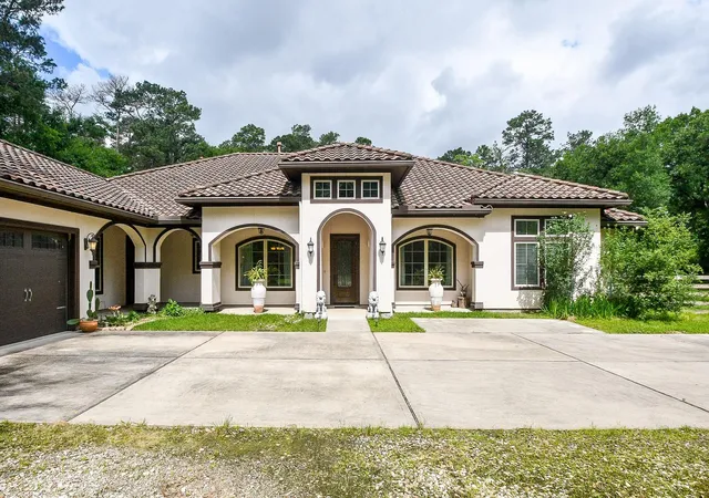 Photo 4 of Sale Pending at 24387 Lenze Rd, Spring, TX 77389 | MLS# 32381075 | Listing updated on 2026-09-08