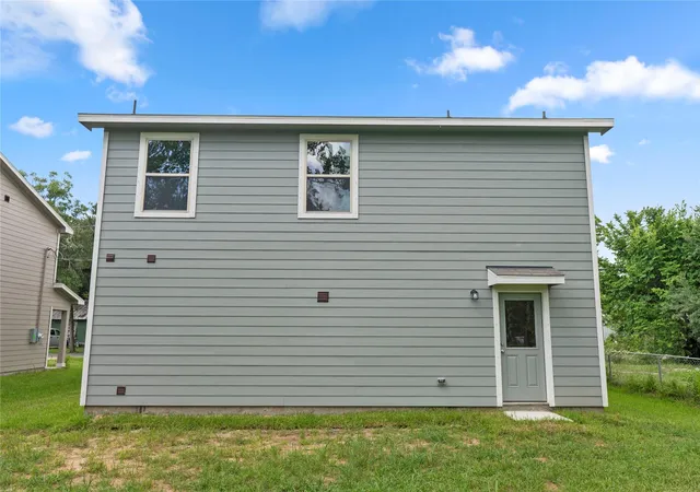 30th image of 306 N Orange, Sweeny, TX 77480 | MLS# 58780366