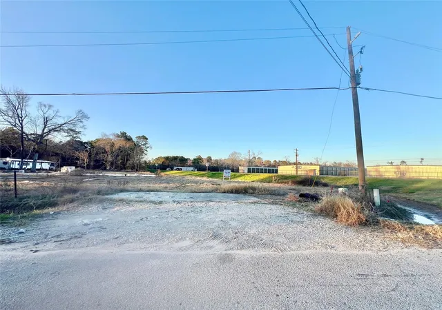 Photo 3 of Land for sale at 17031 Little Oak Dr, Porter, TX 77365 | MLS# 11458267 | Listing updated on 2026-02-21