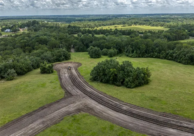 2nd image of 22 Ridgewood Lane, Brenham, TX 77833 | MLS# 93734124