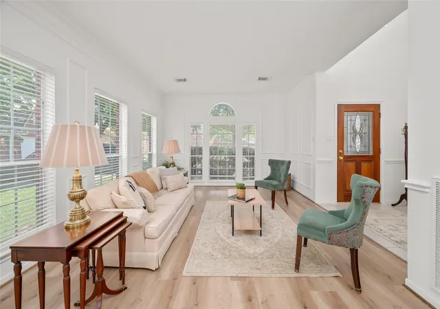 4th image of 1206 Melford Dr, Houston, TX 77077 | MLS# 38546291