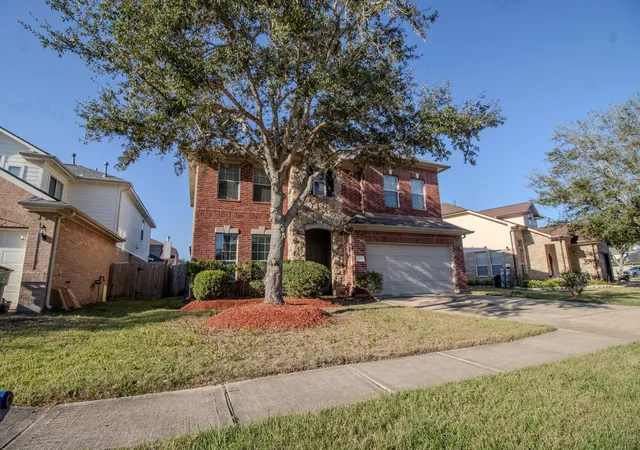 Photo 2 of Single family home for sale at 5 Carmel Chase Ct, Manvel, TX 77578 | MLS# 7902012 | Listing updated on 2026-07-23