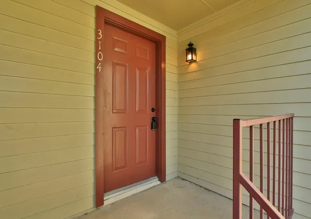 3rd image of 2120 El Paseo St #3104, Houston, TX 77054 | MLS# 5938250