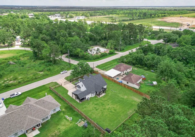Photo 3 of Single family home for sale at 203 Antelope Dr, Crosby, TX 77532 | MLS# 8864921 | Listing updated on 2026-09-12