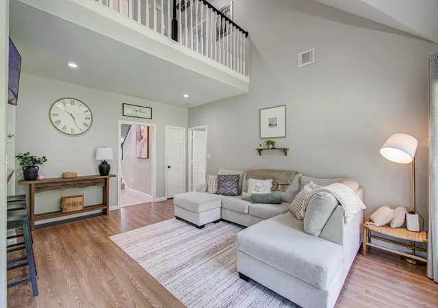 Photo 4 of Single family home for sale at 203 Antelope Dr, Crosby, TX 77532 | MLS# 8864921 | Listing updated on 2026-09-12
