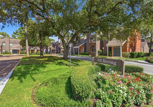 2nd image of 701 Bering Dr, Houston, TX 77057