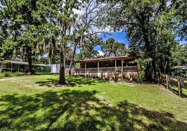 Homes for sale in Huntsville, TX | 17 Pine Wood Dr, Huntsville, TX 77320 | MLS# 44230874