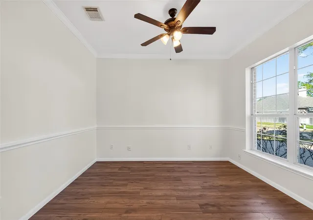 Photo 4 of Single family home for sale at 3618 Miraglen Dr, Pearland, TX 77584 | MLS# 39633789 | Listing updated on 2026-07-01
