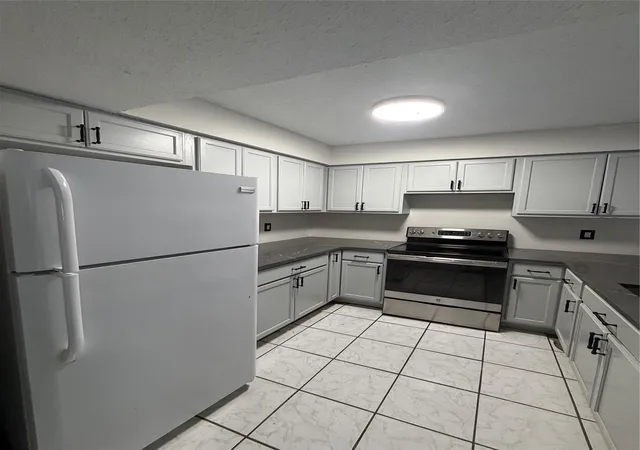 2nd image of 12682 Newbrook Dr, Houston, TX 77072 | MLS# 27849091