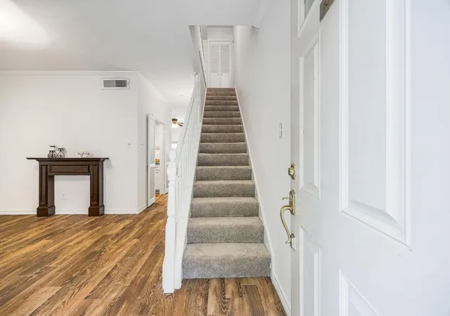 Photo 2 of Sale Pending at 1805 Stoney Brk Dr #105, Houston, TX 77063 | MLS# 64296787 | Listing updated on 2026-09-05