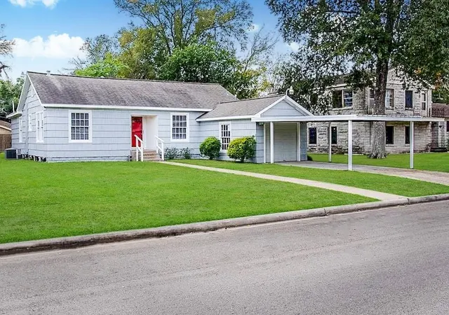 1st image of 105 Live Oak St, Baytown, TX 77520 | MLS# 79382347