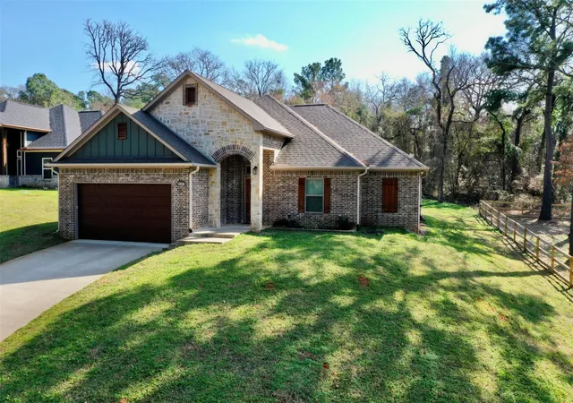 1st image of 20851 Lakeview Dr, Flint, TX 75762 | MLS# 6547501