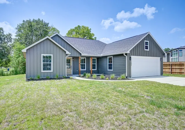 2nd image of 1204 Ada St, New Waverly, TX 77358 | MLS# 31514768