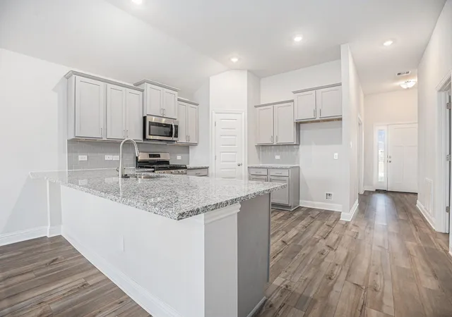 Photo 3 of Single family home for sale at 2517 Mar Vista Ln, La Marque, TX 77568 | MLS# 98049163 | Listing updated on 2026-09-12