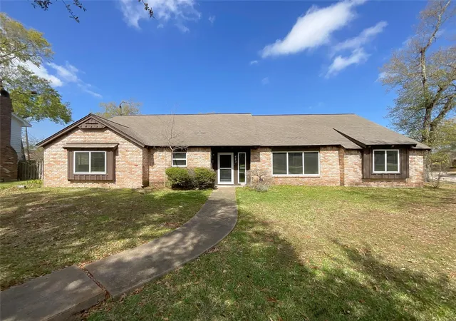 1st image of 443 Bayou View Dr, El Lago, TX 77586 | MLS# 25357273