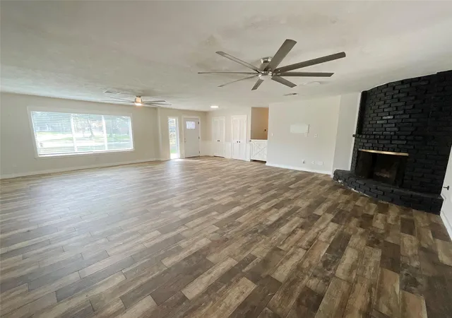 5th image of 443 Bayou View Dr, El Lago, TX 77586 | MLS# 25357273