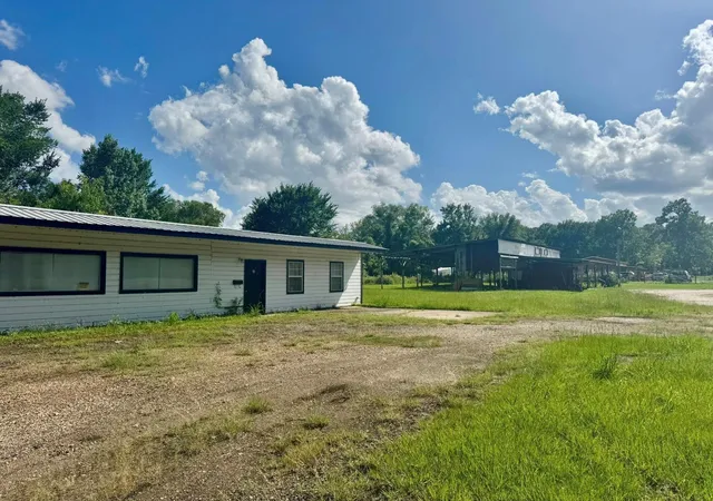 2nd image of 12530 Us Hwy 190 E, Woodville, TX 75979 | MLS# 74829680