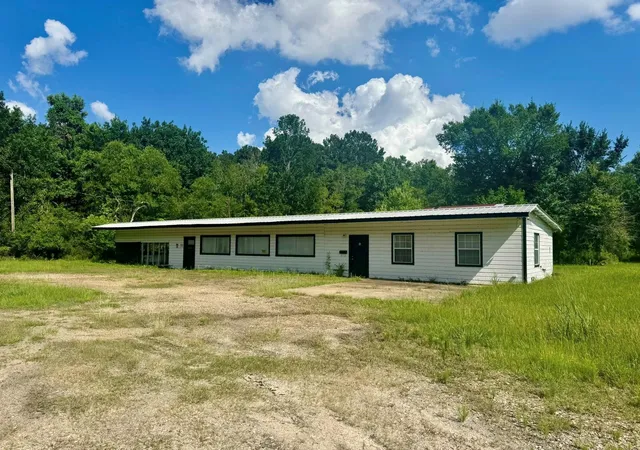 3rd image of 12530 Us Hwy 190 E, Woodville, TX 75979 | MLS# 74829680