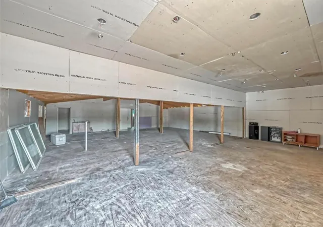 2nd image of 5724 Cavalcade St, Houston, TX 77026 | MLS# 19112428