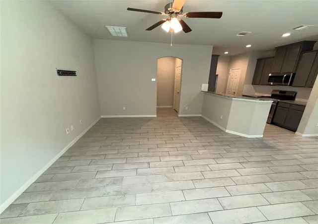 4th image of 412 Emerald Thicket Ln, Huffman, TX 77336 | MLS# 3798954