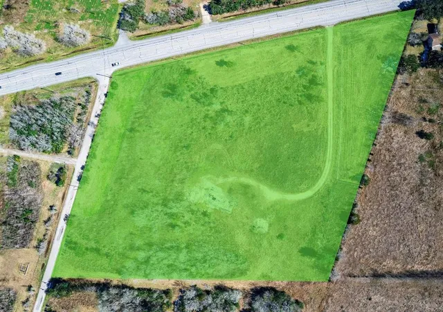 2nd image of 0000 N Hwy 35, Alvin, TX 77511 | MLS# 36753677