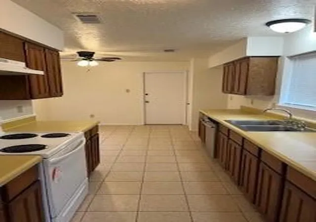Photo 4 of Single family home for sale at 4734 Owens Crk Ln, Spring, TX 77388 | MLS# 54670323 | Listing updated on 2026-09-15