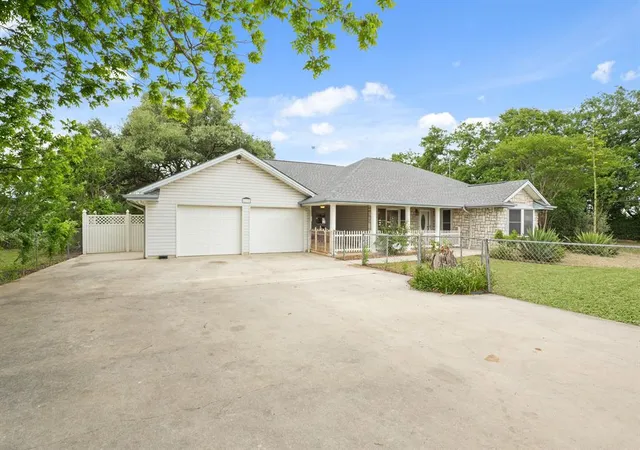 2nd image of 6625 E Post Rd, Kyle, TX 78640 | MLS# 74782861