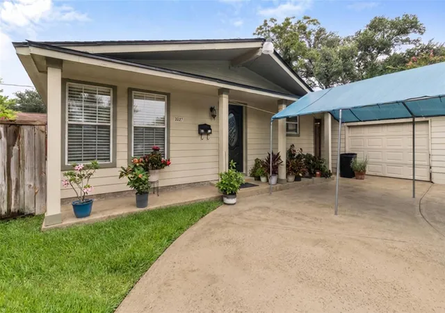 Photo 1 of Single family home for sale at 3027 Ryson St, Houston, TX 77080 | MLS# 93895442 | Listing updated on 2026-07-23