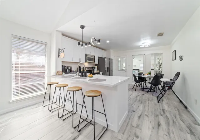3rd image of 3511 Colleen Woods Circle, Houston, TX 77080 | MLS# 97124653