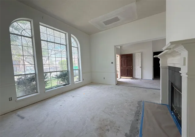 2nd image of 14815 Thomas Mill Ln, Sugar Land, TX 77498 | MLS# 21968089