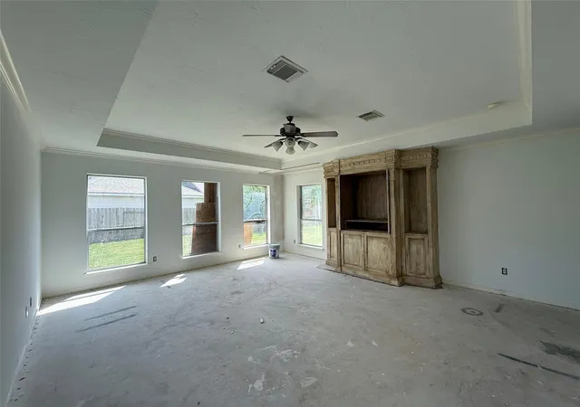 Photo 4 of Single family home for sale at 14815 Thomas Ml Ln, Sugar Land, TX 77498 | MLS# 21968089 | Listing updated on 2026-10-07