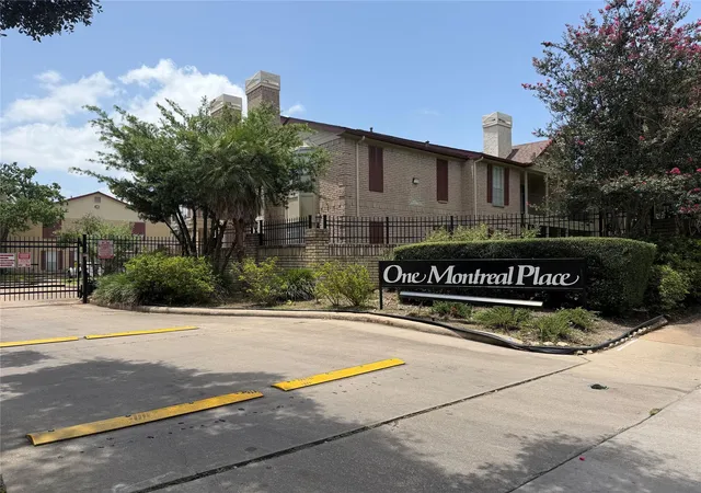 2nd image of 2120 El Paseo St #315, Houston, TX 77054 | MLS# 60179178