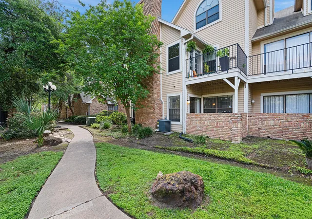 2nd image of 2300 Old Spanish Trl #1077, Houston, TX 77054 | MLS# 43833695