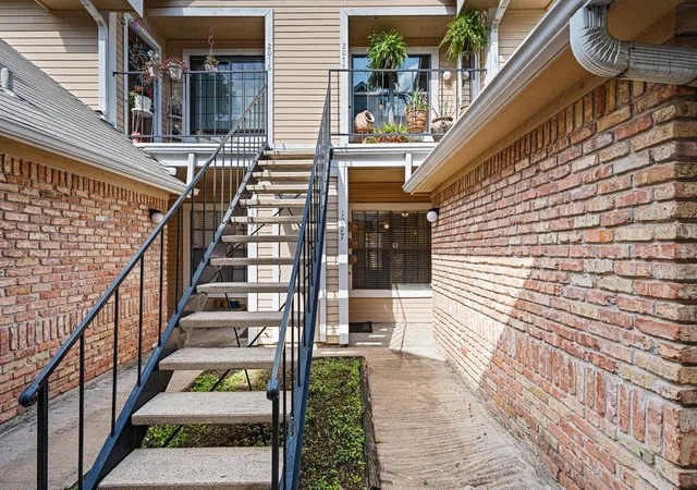 3rd image of 2300 Old Spanish Trl #1077, Houston, TX 77054 | MLS# 43833695