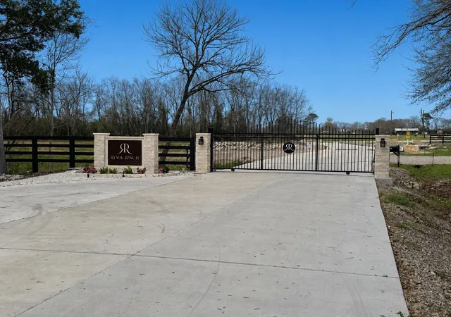 2nd image of 1618 Rymal Ranch Rd, Alvin, TX 77511 | MLS# 35872092