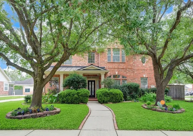 Photo 2 of Single family home for sale at 1711 Calico Cyn Ln, Pearland, TX 77581 | MLS# 94874843 | Listing updated on 2026-09-19