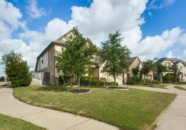 Photo 3 of Single family home for sale at 4810 Addison Forest Trl, Katy, TX 77494 | MLS# 72027761 | Listing updated on 2026-09-09