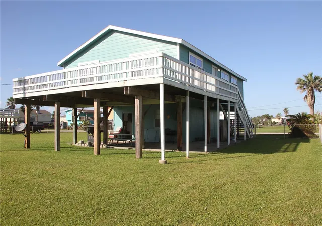Photo 2 of Single family home for sale at 4102 Kent Dr, Galveston, TX 77554 | MLS# 36825211 | Listing updated on 2026-03-31