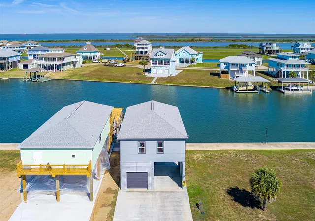 4th image of 2005 Nelson St, Port Bolivar, TX 77650 | MLS# 78111484